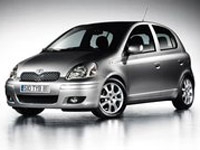 Фото Toyota Yaris I 5D Restyle 