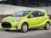 Фото Toyota Prius C (NHP10) 