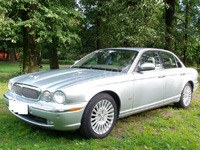 Фото Jaguar XJ III (X350/X358) 