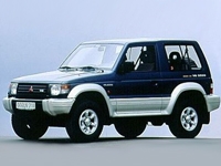 Фото Mitsubishi Montero II 3D 