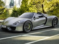 Фото Porsche 918 Spyder 